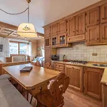 Casa Ronco, Tranquilla E Confortevole Апартаменты
