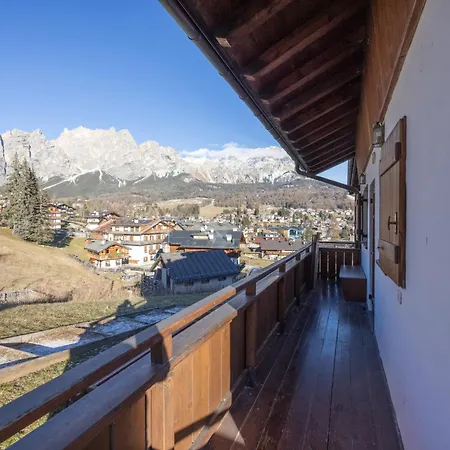 Casa Ronco, Tranquilla E Confortevole Кортина-д'Ампеццо