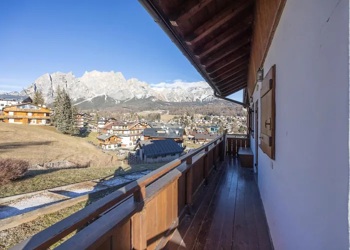 Casa Ronco, Tranquilla E Confortevole Cortina dʼAmpezzo