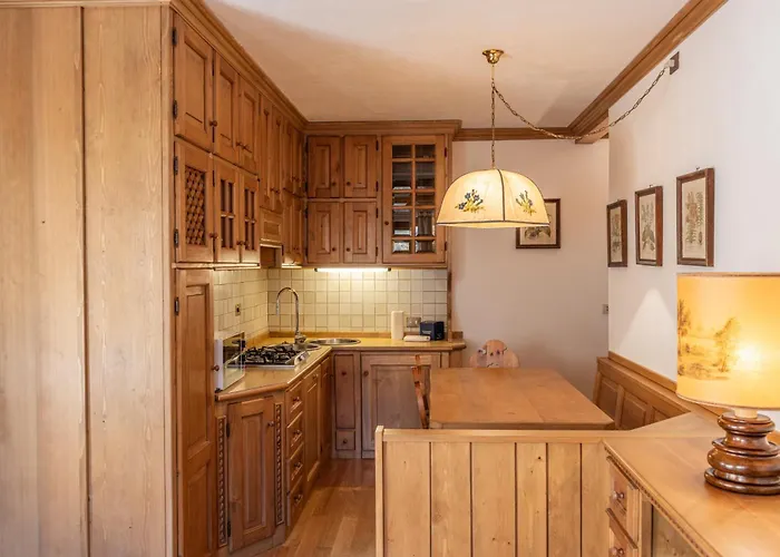 Apartamento Casa Ronco, Tranquilla E Confortevole Cortina dʼAmpezzo