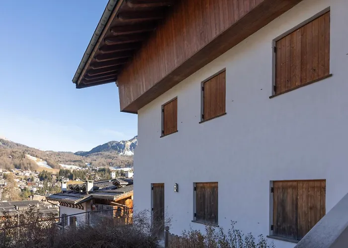Casa Ronco, Tranquilla E Confortevole * Cortina dʼAmpezzo