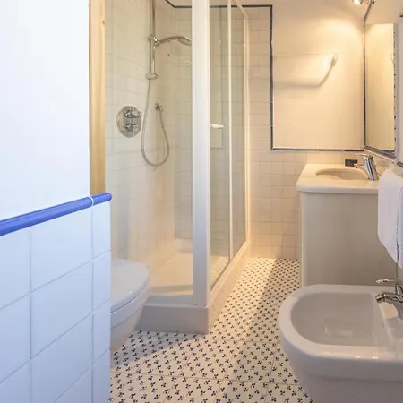 Apartment Casa Ronco, Tranquilla E Confortevole *